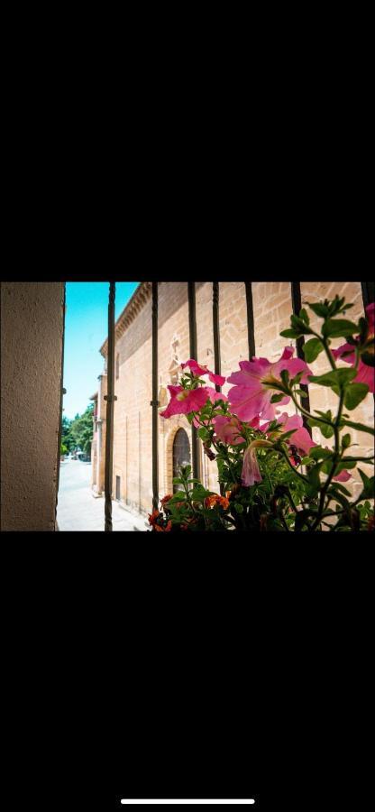 La Colegiata De Ronda Exterior foto