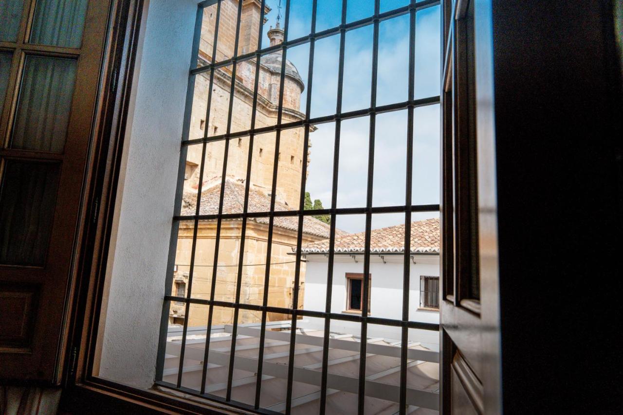 La Colegiata De Ronda Exterior foto